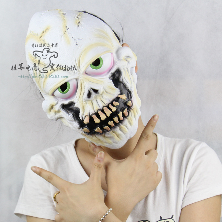 Buck Teeth Bad Luck Funny Skull Head Halloween Prom Props Funny Horror Ghosts Mask