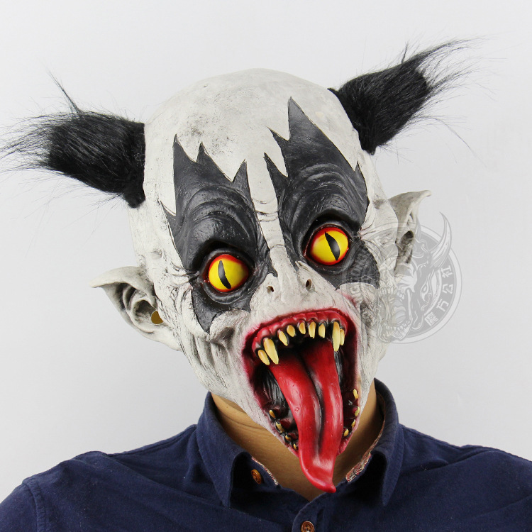 Variation Bat Clown Halloween Terror bar Prom Chamber Of Secrets Escape Props Scary Emulsion Mask