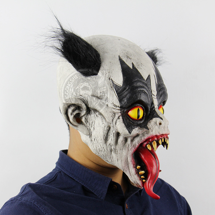 Variation Bat Clown Halloween Terror bar Prom Chamber Of Secrets Escape Props Scary Emulsion Mask