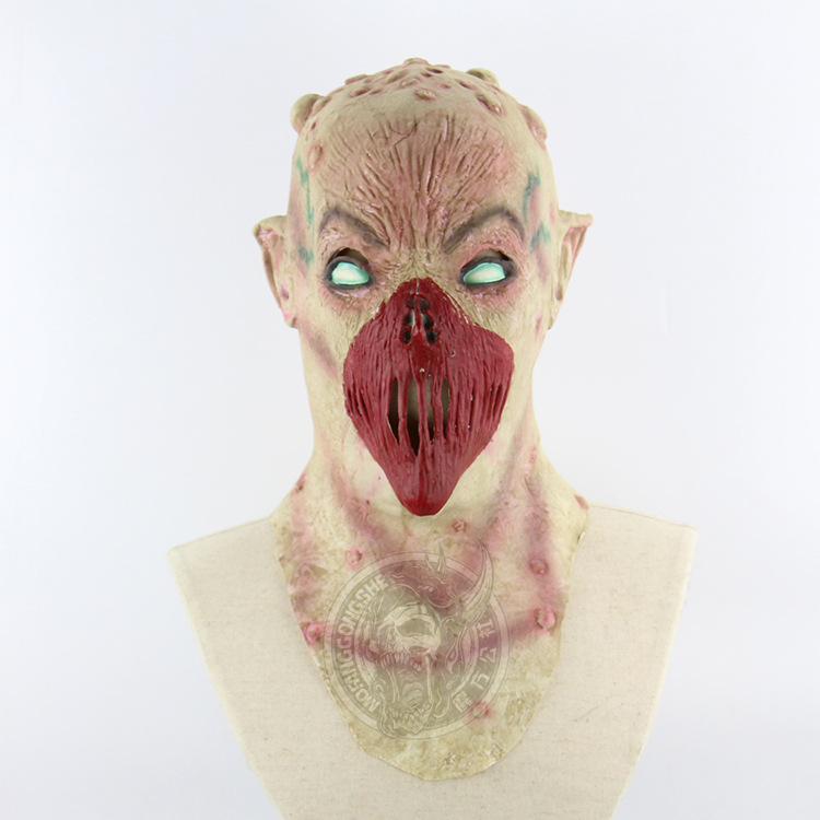 Alien No Mouth Shaped Nausea Terror Halloween Haunted House Chamber of Secrets Escape Scary Mask
