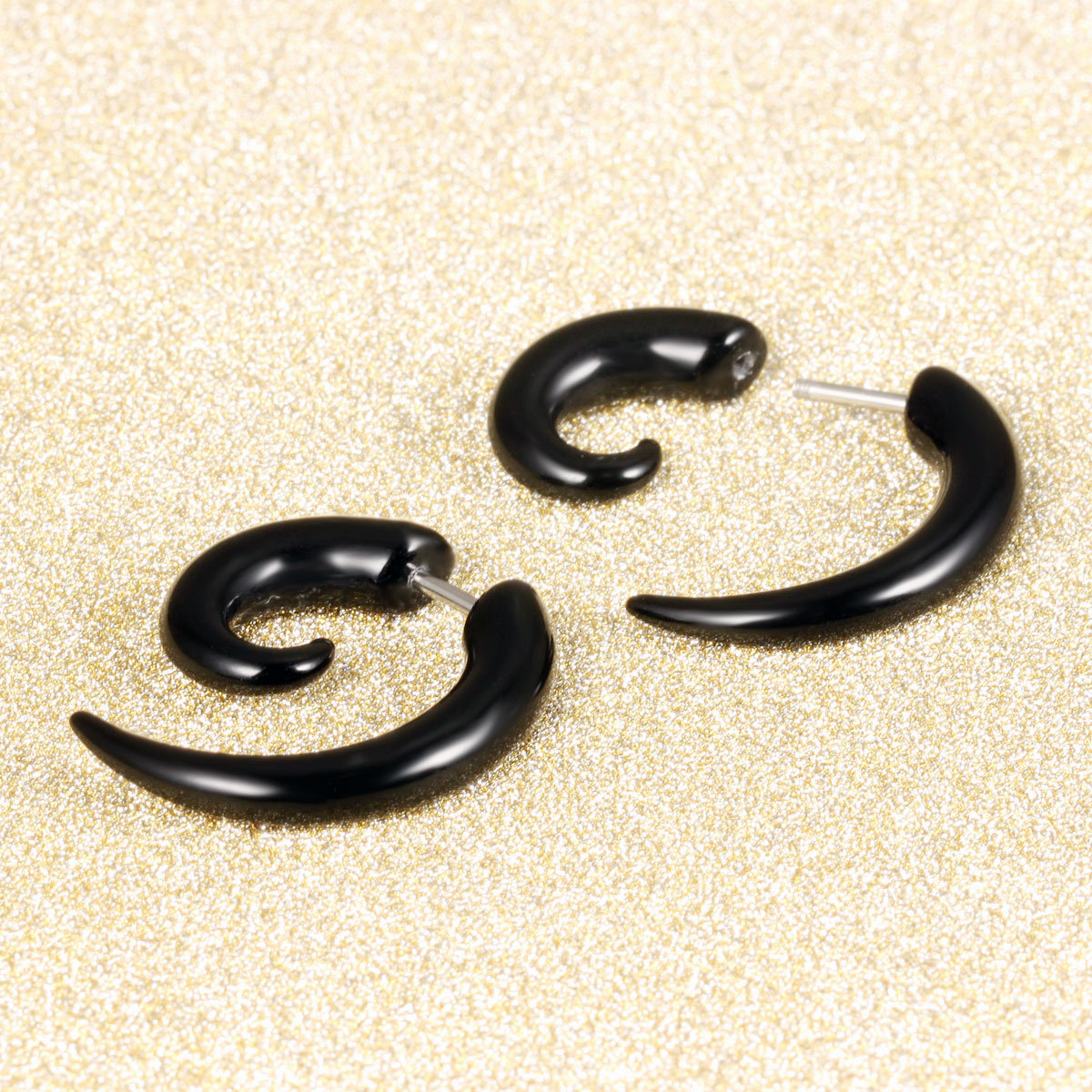 The New Acrylic Black Snails Earring Ms Puncture Fashion Earrings