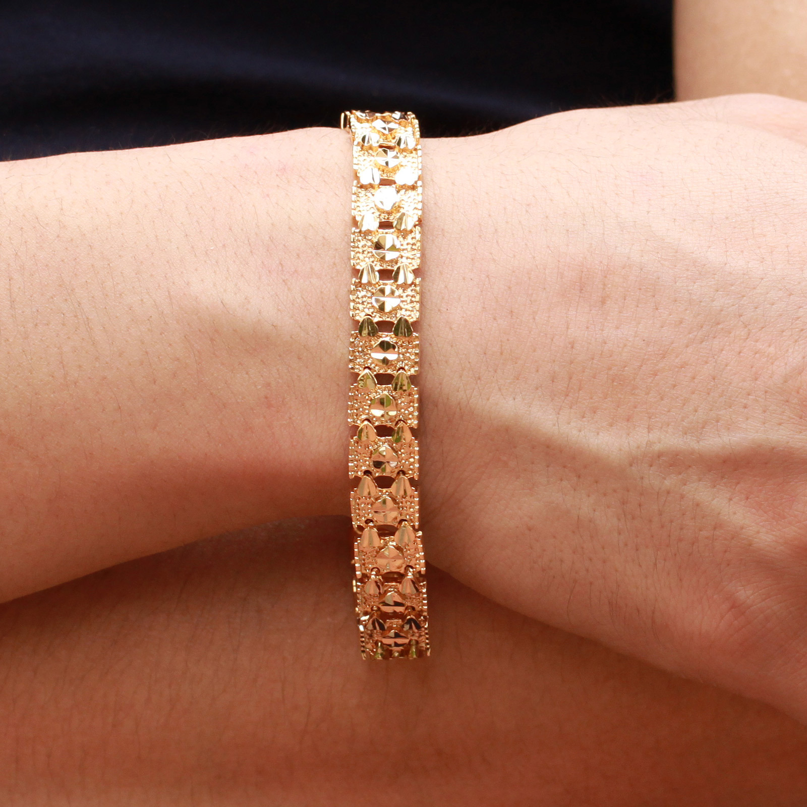 The New Listed Plated 18K gold Jewelry Personality Men Fashion Bracelet