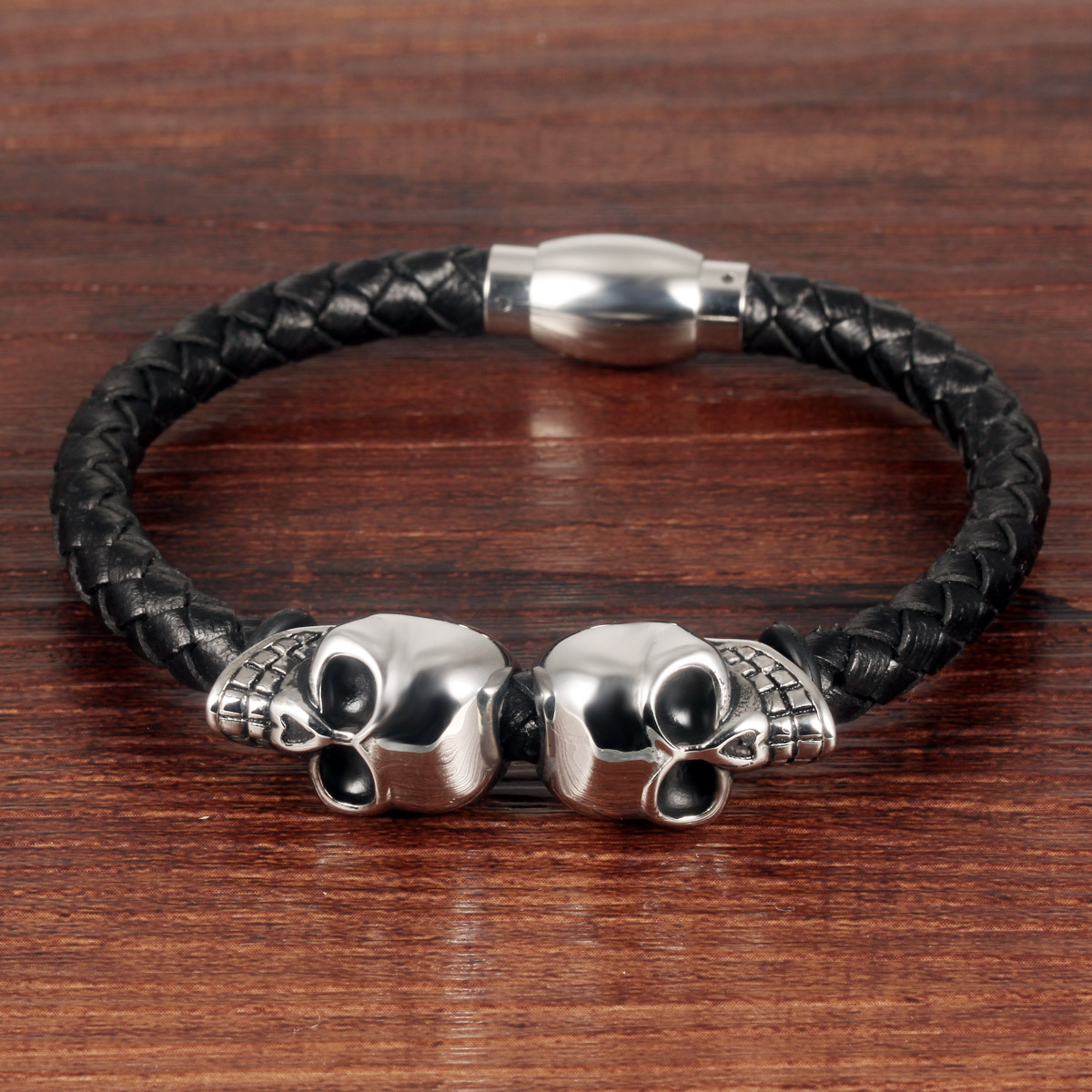 Personality Buckle Titanium Steel Skull Head Bracelet Men Simple Fashion wristband