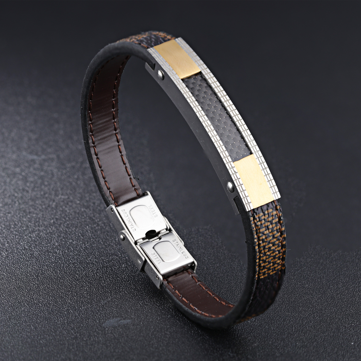 Domineering Personality Men Titanium Steel Leather Bracelet Fashion Trend Bracelet