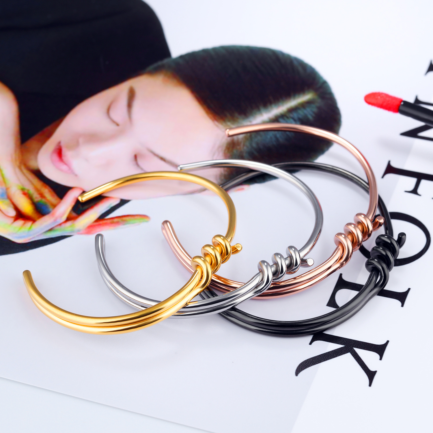 The New Western Style Stainless Steel Bracelet Men Personality Fashion Bracelet
