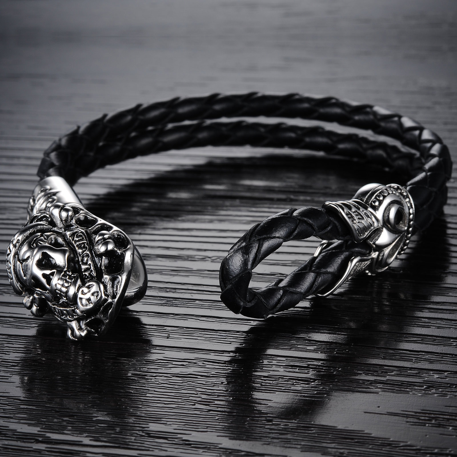 Western Style Fashion Trend Creative Personality Skull Head Titanium Steel Leather Rope Bracelet