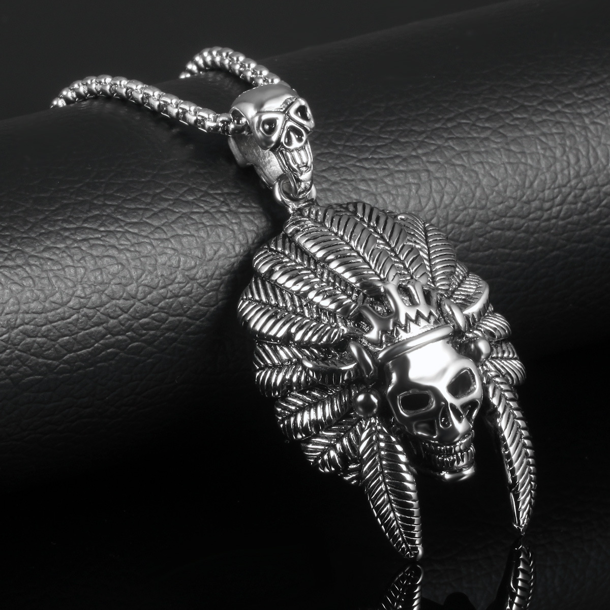 Fashion Tide Men Domineering The Indians Skull Head Pendant Titanium Steel Men Necklace