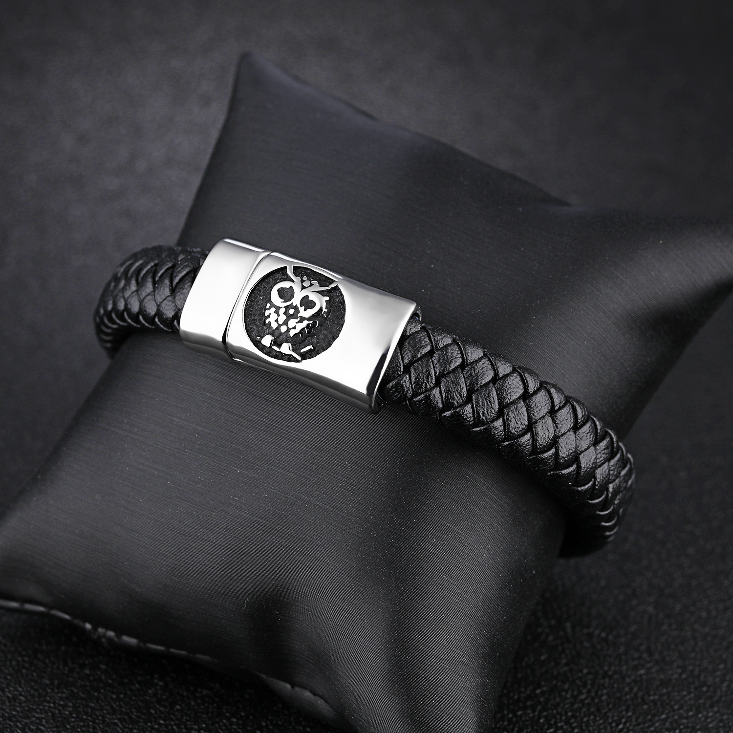 Domineering Owl Weave Leather Bracelet Fashion Classic Tide men Titanium Steel Wristband