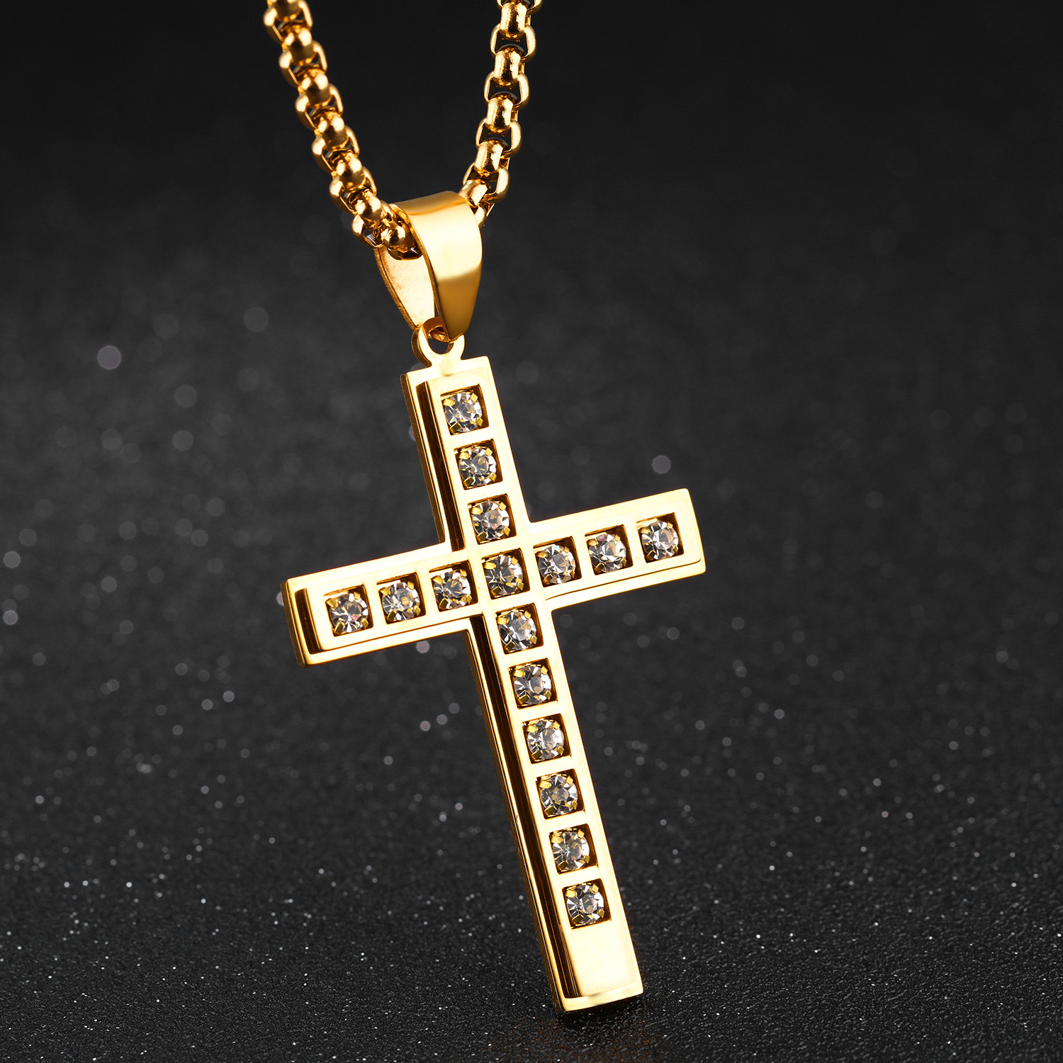 Domineering Personality Retro Diamond Cross Necklace Fashion Titanium Steel Pendant Accessories