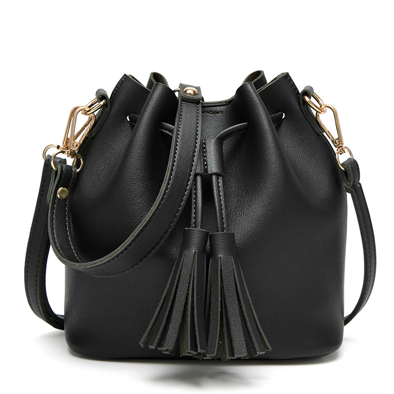 Ms Fashion Tassel Packet Leisure portable Shoulder Messenger bag