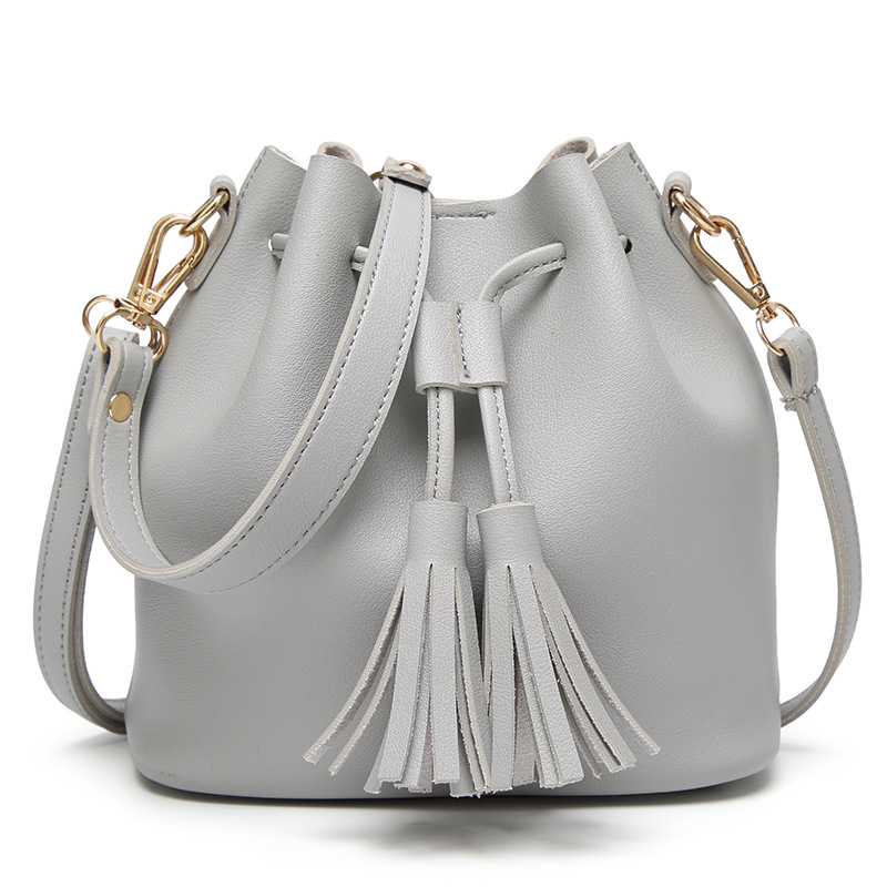 Ms Fashion Tassel Packet Leisure portable Shoulder Messenger bag