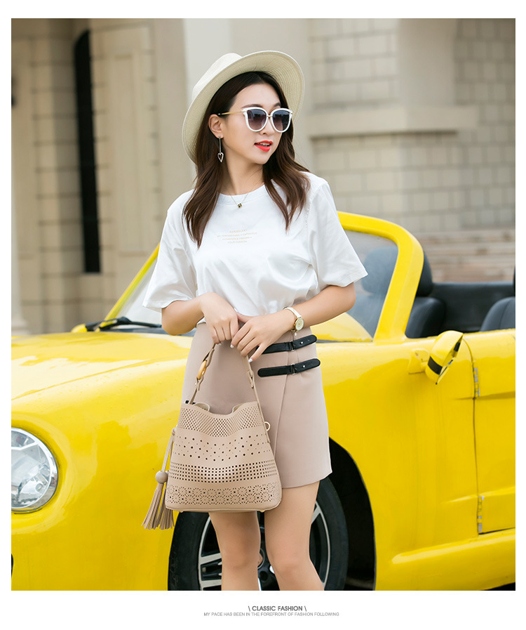 The New Female Tassel Mother Package Wild Fashion Shoulder Messenger Hollow bag
