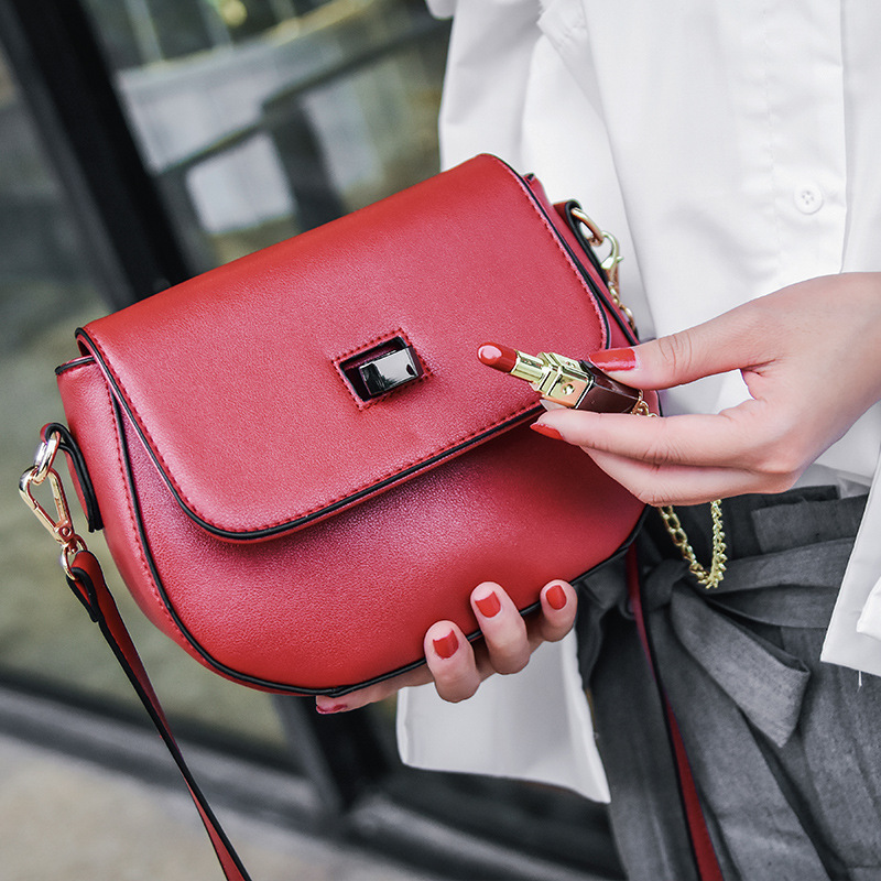 Lady Bags Trend Retro Shoulder Bags Ms Lipstick Buckle Oblique Cross Package Handbags