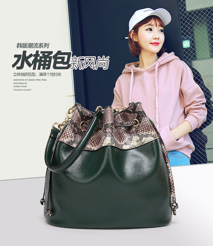 The New Lady bags Big bag fashion Serpentine Shoulder Bags Messenger Water bucket bag Handbags