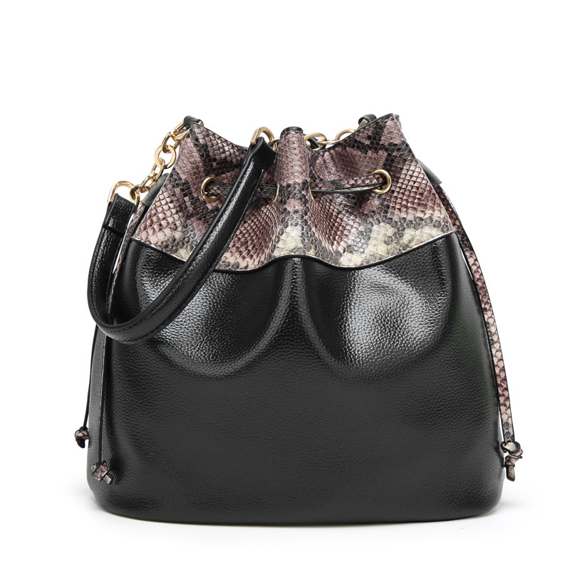 The New Lady bags Big bag fashion Serpentine Shoulder Bags Messenger Water bucket bag Handbags