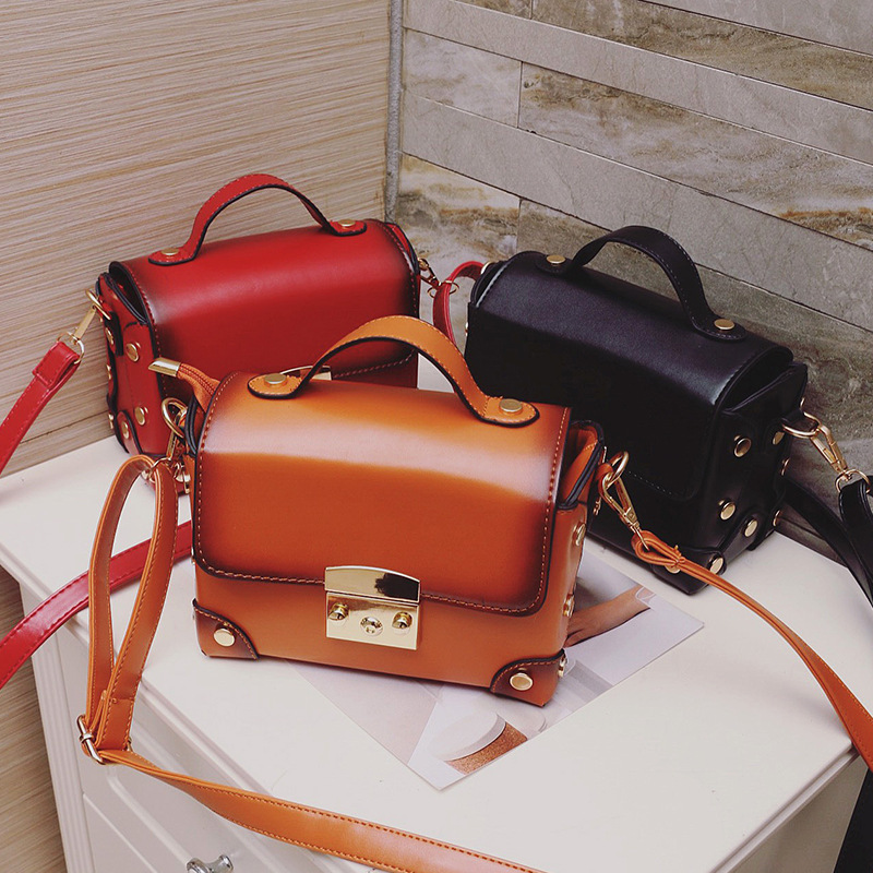 The New Retro Lady Bags Small Box Bag Literature And Art Fresh Messenger bag Shoulder Handbag