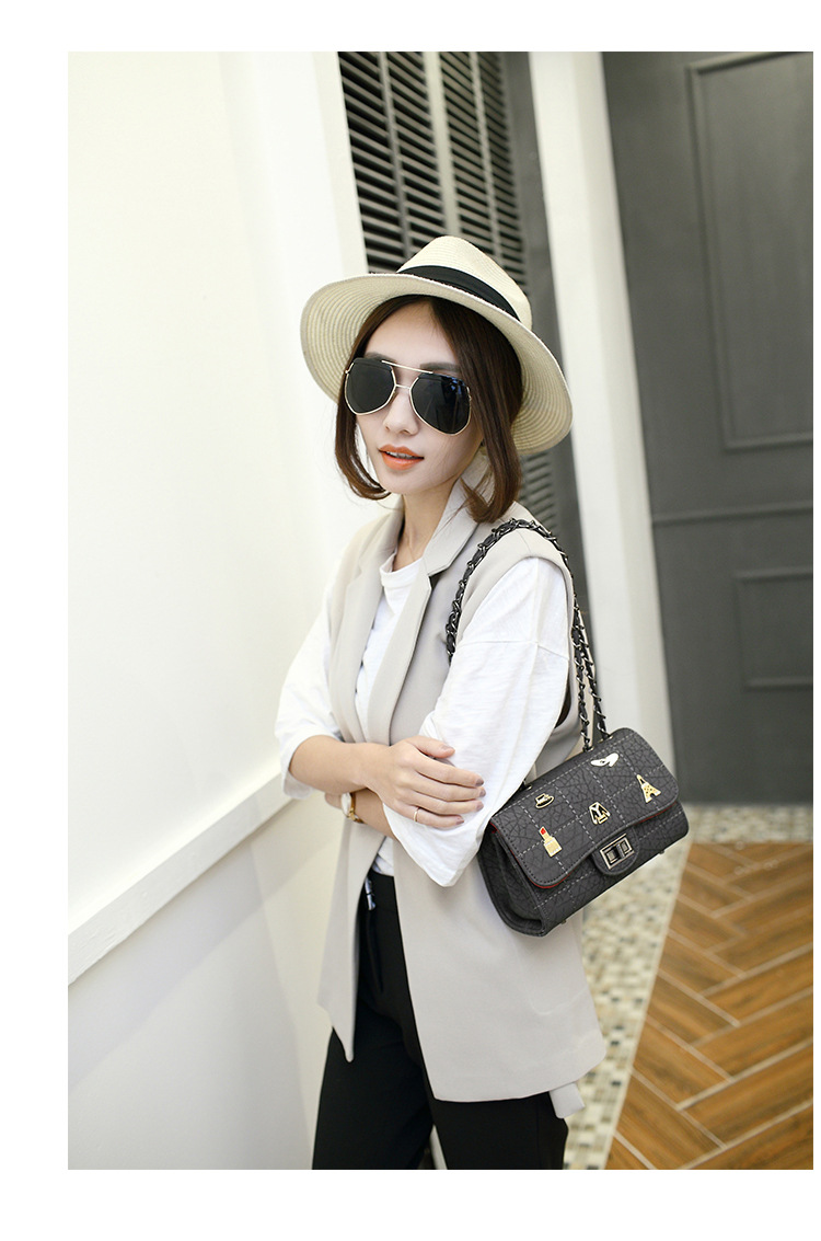 Western Style The New Handbag Shoulder Oblique Cross Package Chain Small Square bag Lady bags