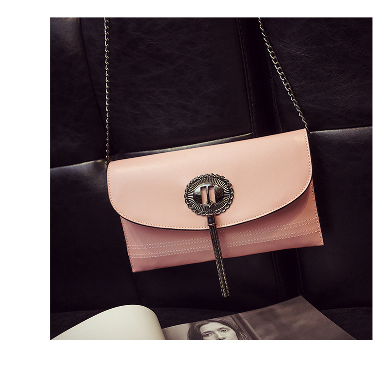Ms Chain Tassel bag fashion Envelope package Clutch bag Shoulder Messenger bag Wild Clutch