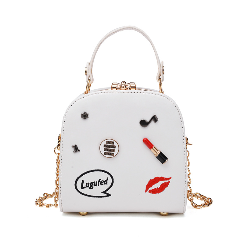 Ms The New trend Wild Messenger bag Chain Shoulder handbag Lipstick packet