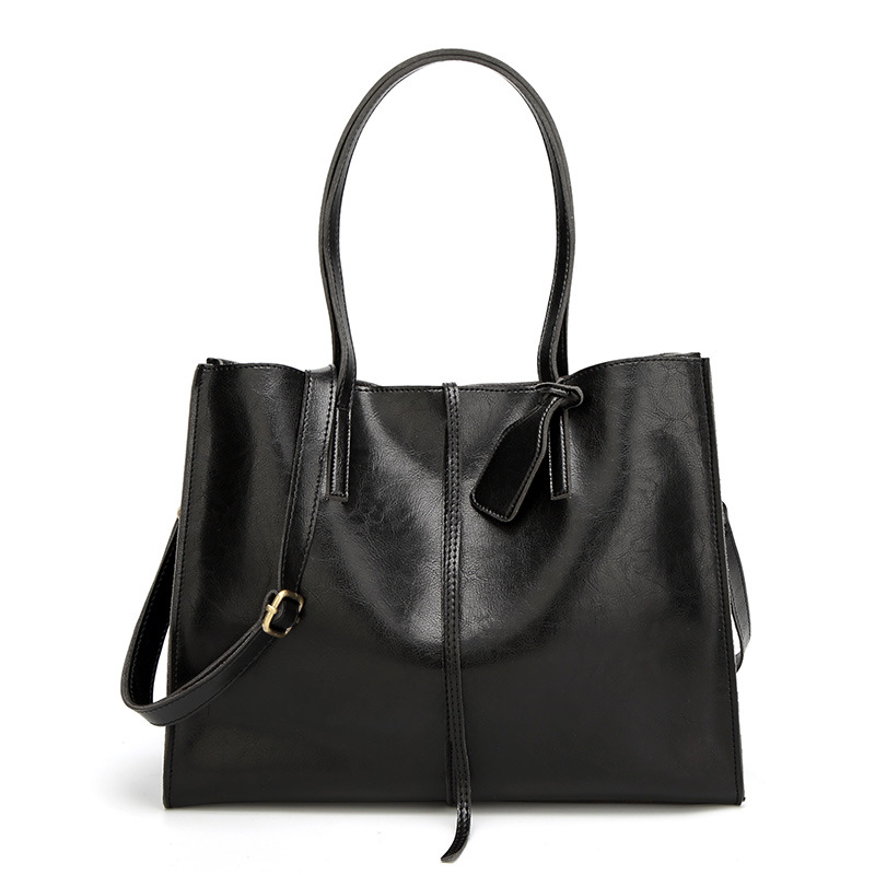 The New High Capacity Handbag Fashion Wild Ms. bag Western Style Shoulder Messenger bag