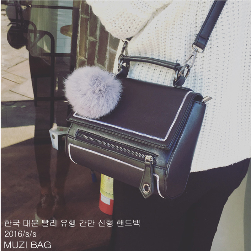The New Lady Bags Wild Fashion Messenger Bag Hairball Handbag Sweet Ms. bag