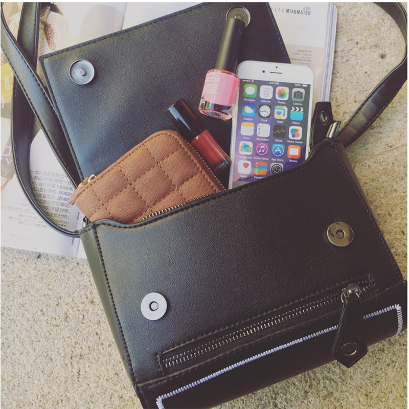 The New Lady Bags Wild Fashion Messenger Bag Hairball Handbag Sweet Ms. bag