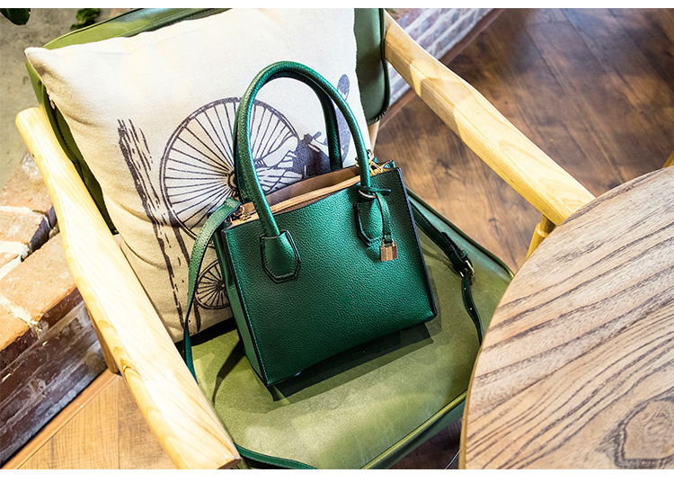 The New Litchi Pattern Packet Western Style Fashion Trend Portable Shoulder Messenger Bag Handbags