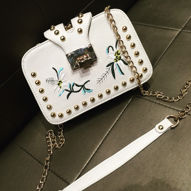 The New Lady Bags Embroidery Small Square Package Wild Trend Ms Chain Shoulder Messenger bag Handbags