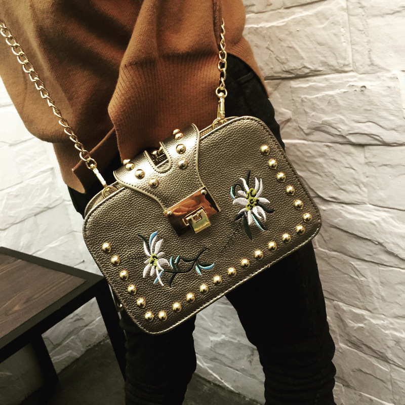 The New Lady Bags Embroidery Small Square Package Wild Trend Ms Chain Shoulder Messenger bag Handbags