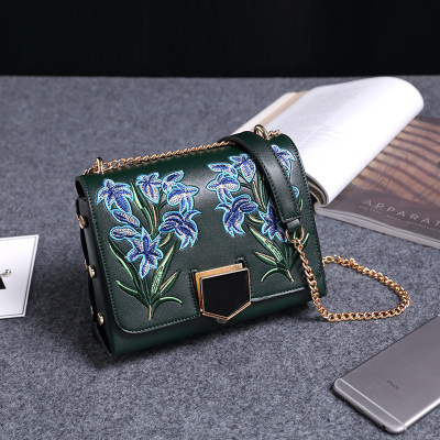 The New Lady Bags Embroidery Lock Small Square Package Fashion Wild Chain Shoulder Messenger bag Handbags