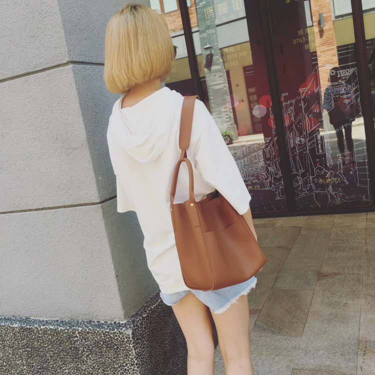 The New Fashion Wild Lady Bags Portable Shoulder Bags Messenger bag Lady bags Handbags