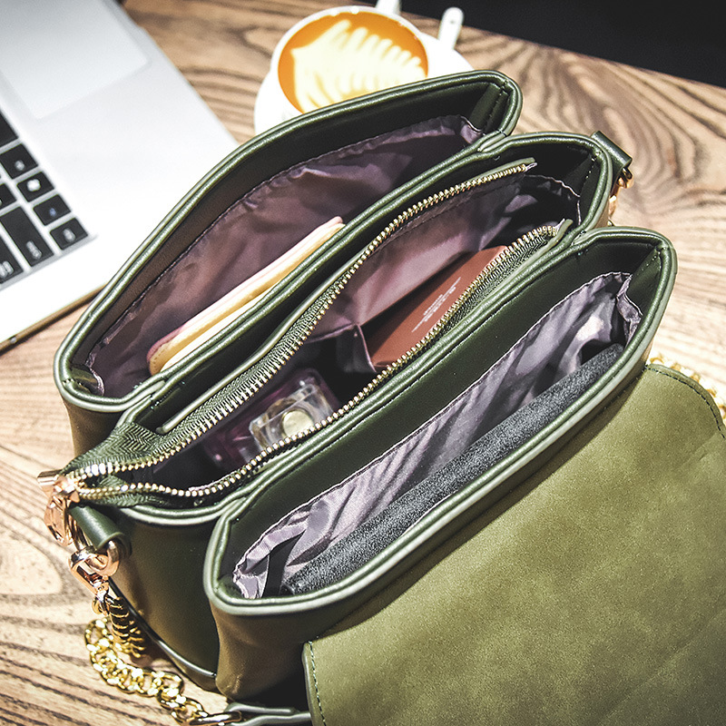 The New Wild Messenger Bag Personality Chain Bag Simple Shoulder Fashion Handbag Lock Lady bags
