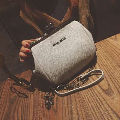 The New Small Shell Chain Bag Fashion Wild Ms Shoulder Messenger bag Lady bags Handbags