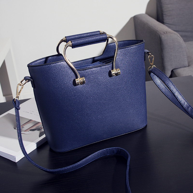 The New Retro Trend Simple Wild Fashion Portable Messenger Bag Lady bags Handbags