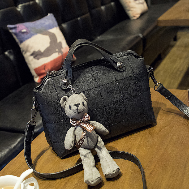 Western Style Lady Bags Portable Shoulder Messenger Bag Retro Trend Bear Package Handbags