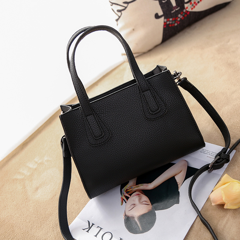 The New Fashion Lady Bags Big bag Simple Handbag Shoulder Wild Messenger bag
