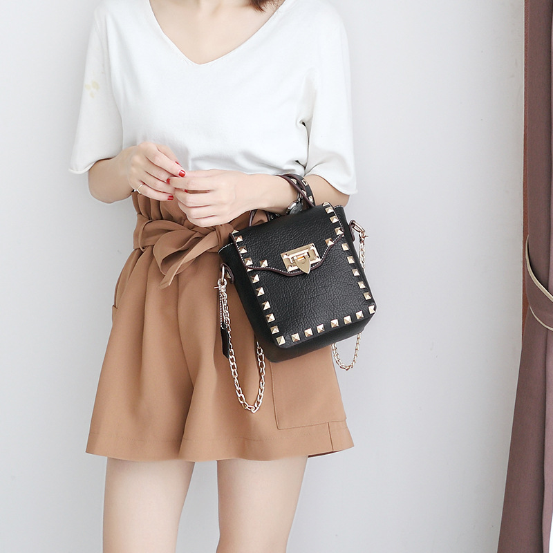 The New Lady Bags Liu nail Package Ms. bag Simple Fashion Wild Shoulder Diagonal Package Handbags