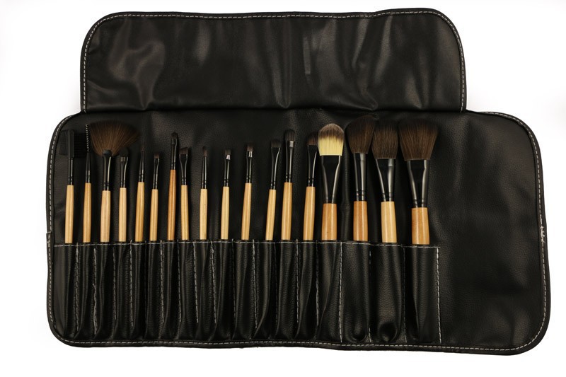 Ms Personality Fashion Make up tool 18 Branches Black Wood Color Makeup Brush Set PU Package