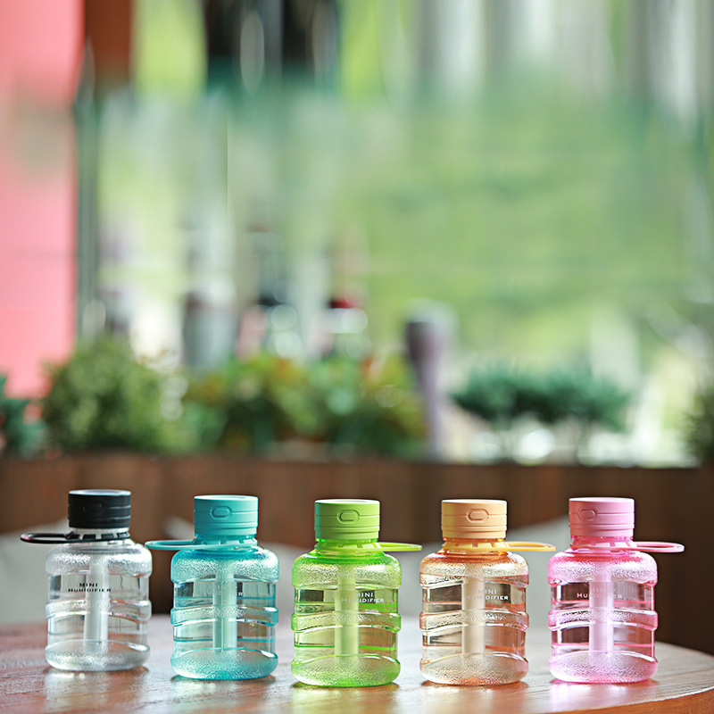 Mini Bucket Humidifier USB Student Dorm Room Fog Volume Color Night light Simple Humidifier