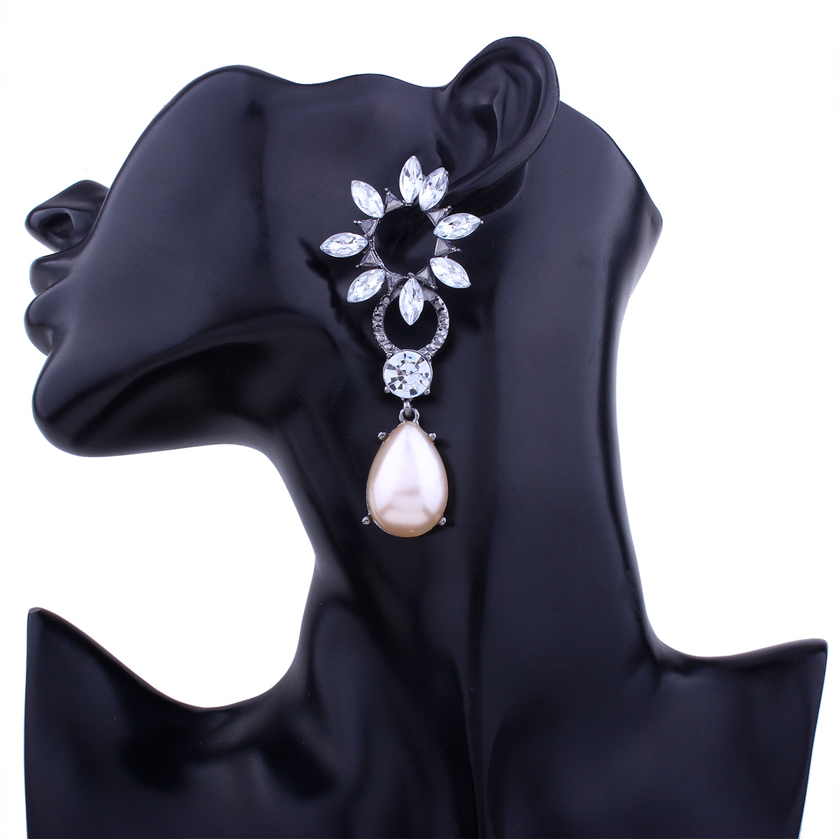 Western Style High End luxurious Aristocratic Wind Openwork Sun Flower Gem Imitation Wild Earring