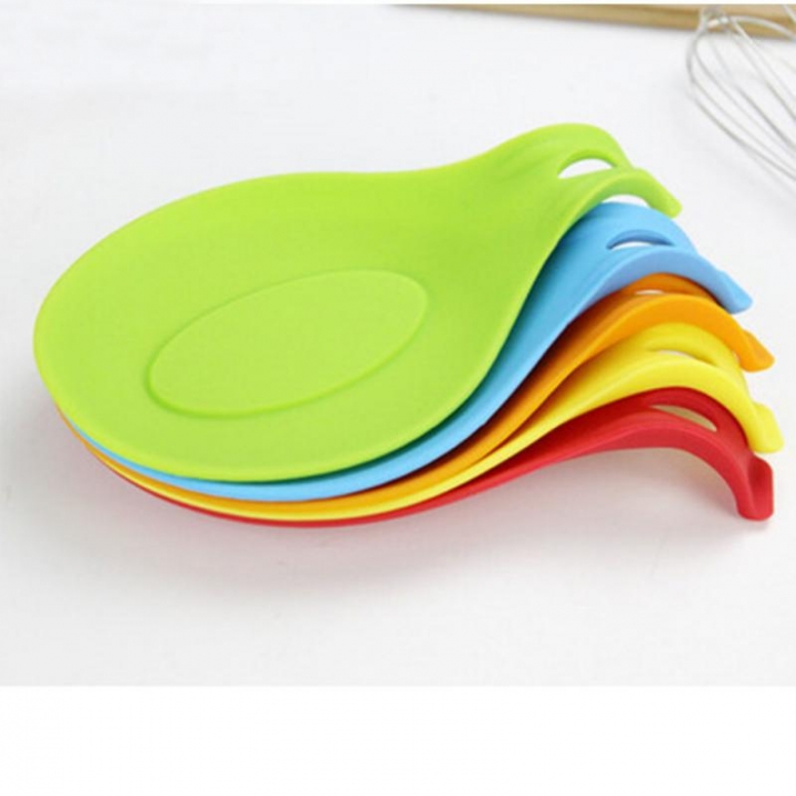 Novelty Candy Color Kitchen Tools Heat Resistant Silicone Put A Spoon Mat Insulation Mat Placemat