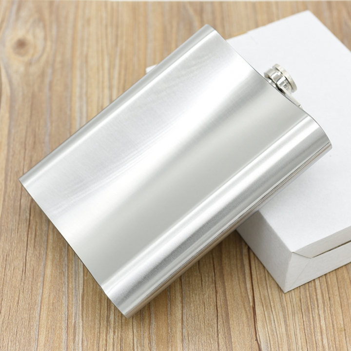 Men's Portable 4 Ounce Stainless Steel Jug Kettle Water Bag Portable Jug