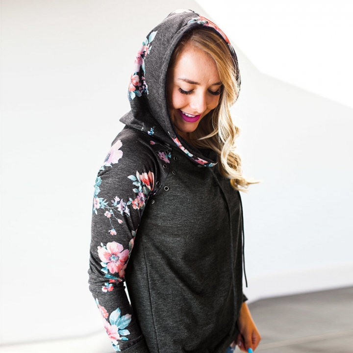 Western Style Ms Fashion Stitching Printing Play Corns Hooded Slim Sweater
