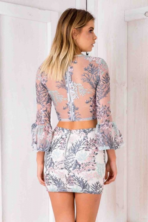 Western Style Ms The New Printing Perspective Net Yarn Sexy Flowers Set