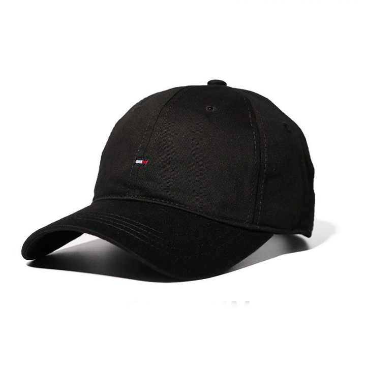 Autumn And Winter Solid Color Baseball cap Fashion Wild Casual hat Lovers hat Men Curved eaves Caps