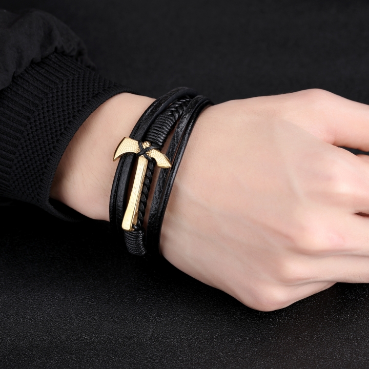 Men Retro Manual Weaving Ax Bracelets Titanium Steel Multi-layer Leather Bracelet