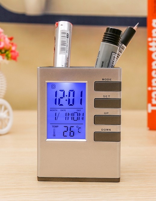 Creativity Office With Backlight Multifunction Pen Holder Perpetual Calendar Alarm clock