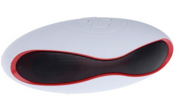 Min Football Wireless Bluetooth Speakers Onboard Mini Card Speakers