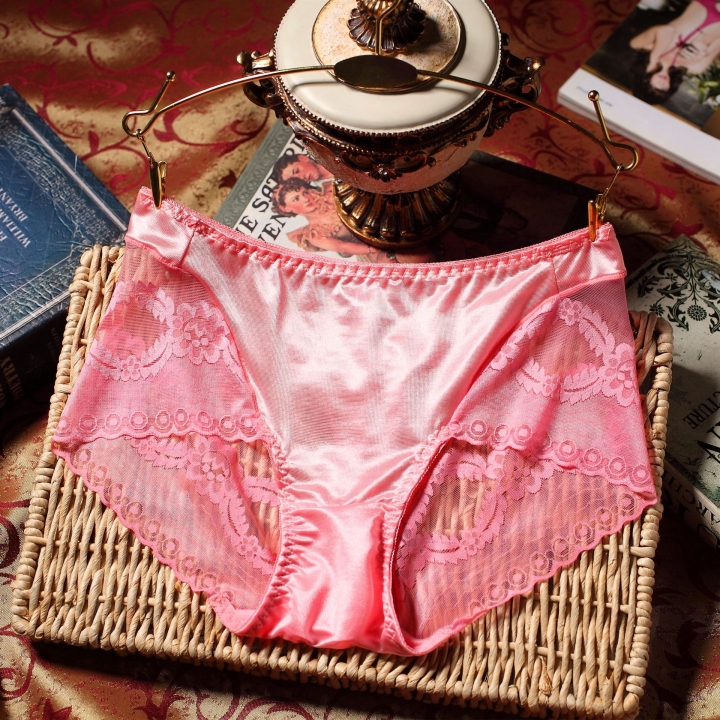 Lace No trace Triangular Hollow Sexy Ms Underwear Soft yarn Upscale Cotton Department