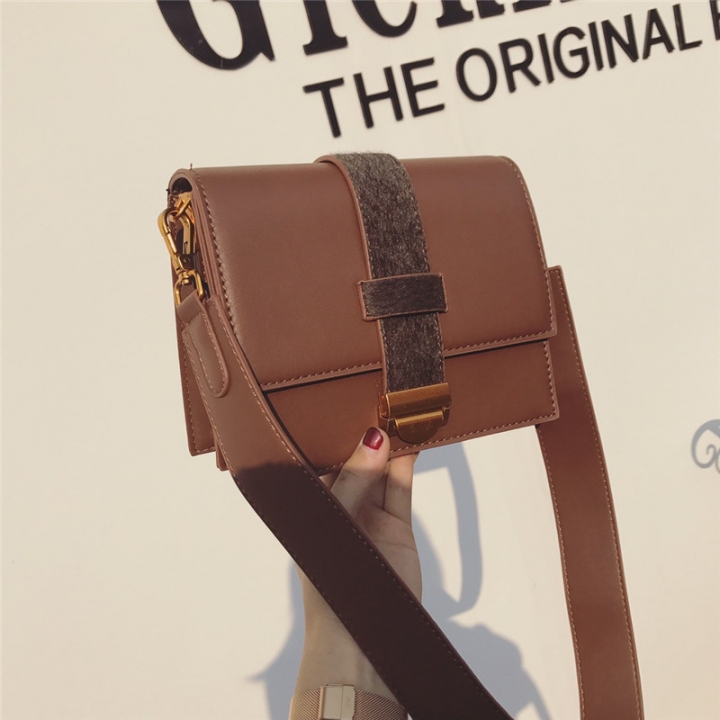 Ms Simple Temperament Lady Bags Shoulder Crossbody Wide Shoulder Accordion bag Handbags